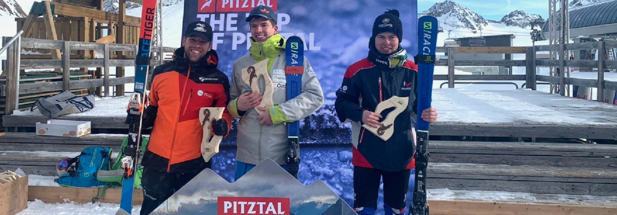 Jules sur le podium en coupe d'Europe (Pitztal 2019)